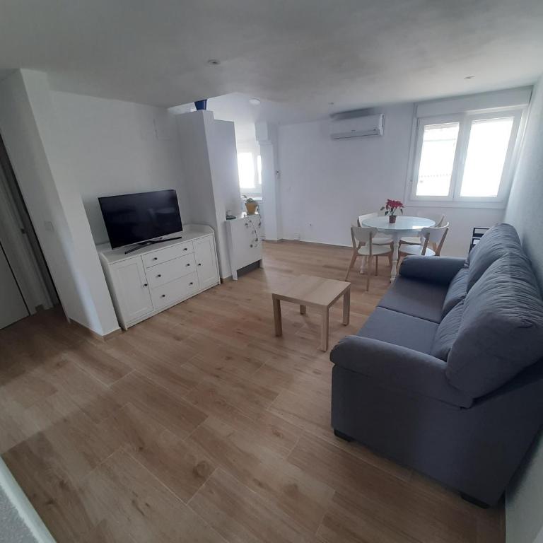 PLAZA ANDALUCIA APARTMENT -A 10min caminando del Puente Romano - Apartment mit 3 Schlafzimmern - 92