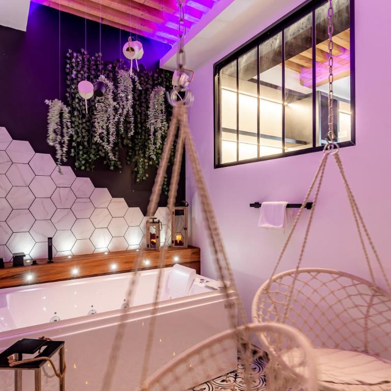 SWEET LEONE JACUZZI PLACE TERREAUX - Apartamento de 1 dormitorio - 20