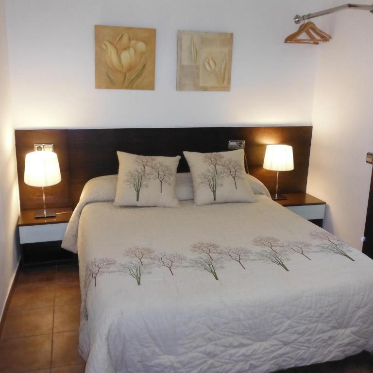 Hostal Eixample - Interior Double room with private bathroom - 2