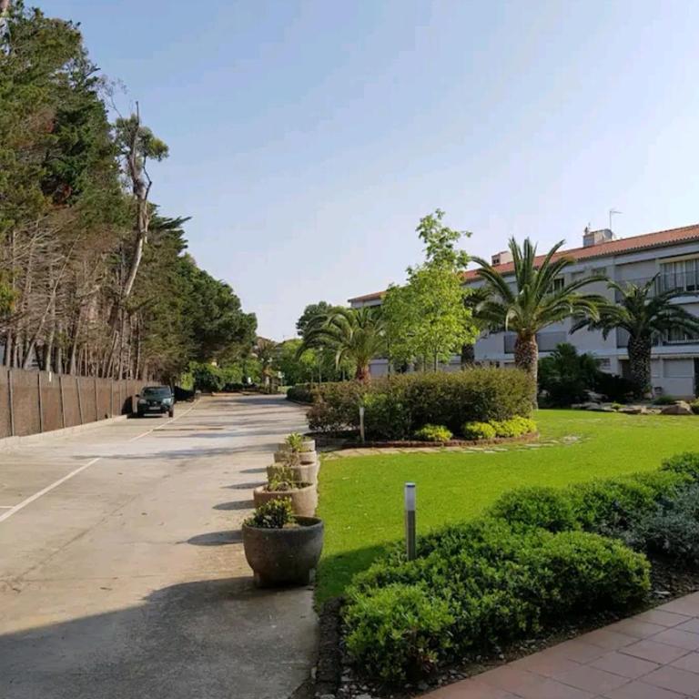 Apt con piscina en Calella de Palafrugell, parking gratuito - Apartamento de 1 dormitorio - 34