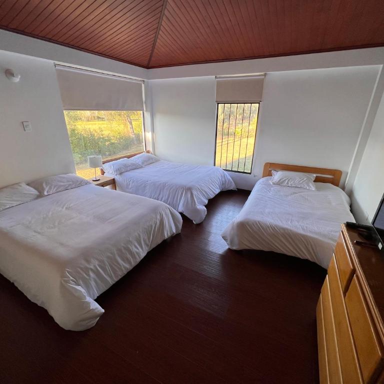 Casa Campestre Villa Luna - Quintuple Room with Shared Bathroom - 2