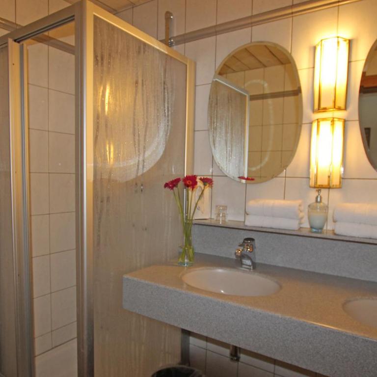 Hotel Alpin - Familienzimmer (2 Erwachsene + 2 Kinder) - 1