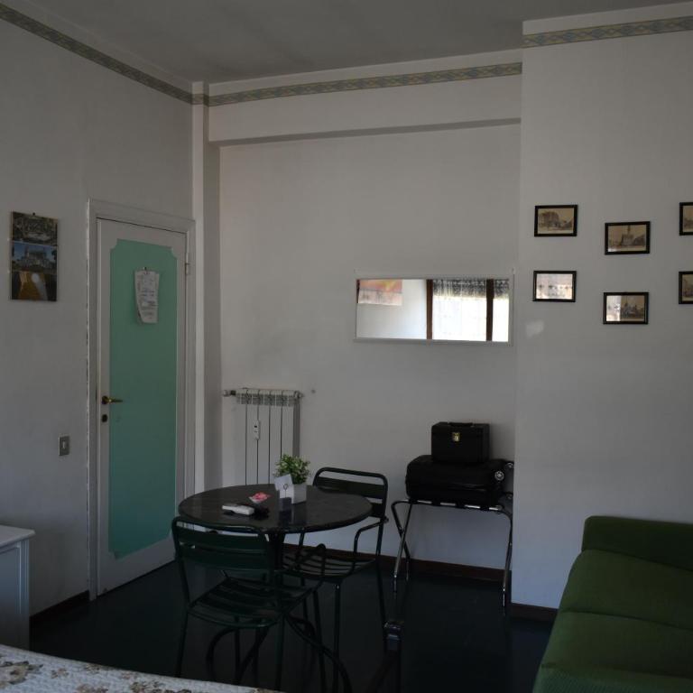 B&B La Cubanina - Camera Quadrupla con Bagno Privato Esterno - 6
