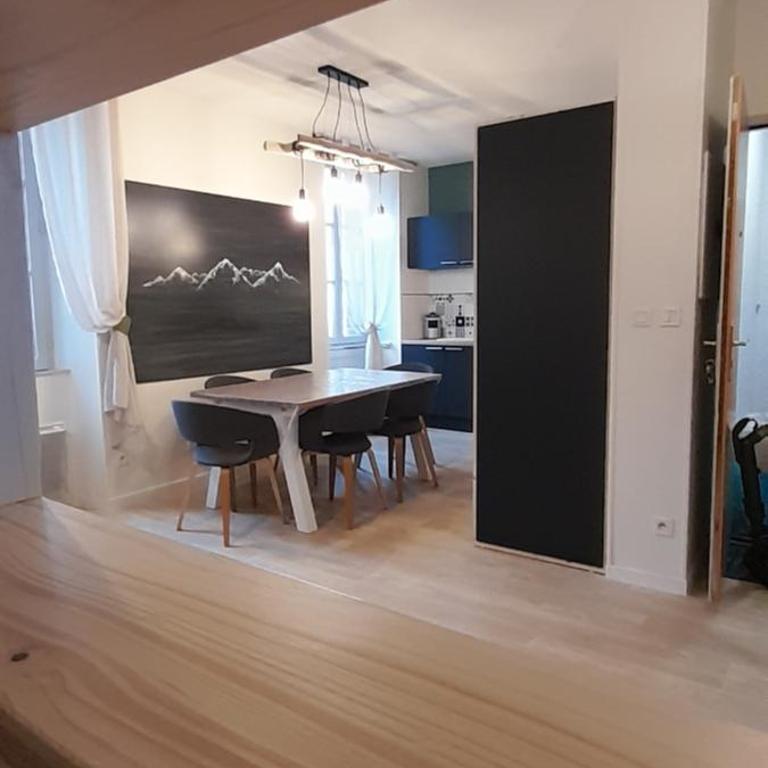 Très bel appartement T3 HYPER CENTRE ENTIEREMENT RENOVE EN 2022 - Appartement 2 Chambres - 15