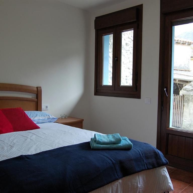 Gestiona2R - Casa El Refugio para 12 con finca en Llanes - Six-Bedroom House - 8