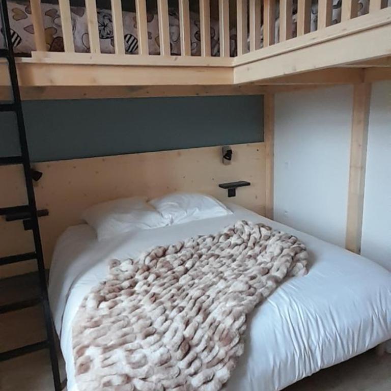 Très bel appartement T3 HYPER CENTRE ENTIEREMENT RENOVE EN 2022 - Appartement 2 Chambres - 30