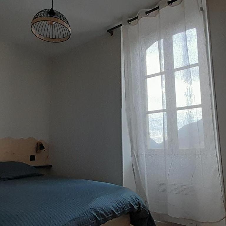 Très bel appartement T3 HYPER CENTRE ENTIEREMENT RENOVE EN 2022 - Appartement 2 Chambres - 23