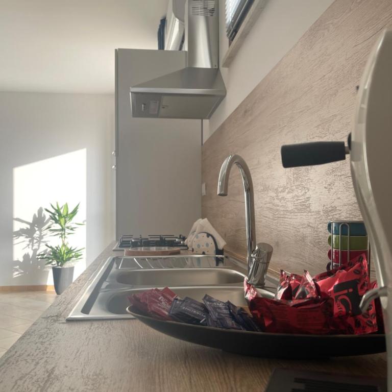 GIOIA'S HOUSE - Appartamento Monolocale con 1 Letto Matrimoniale - 23