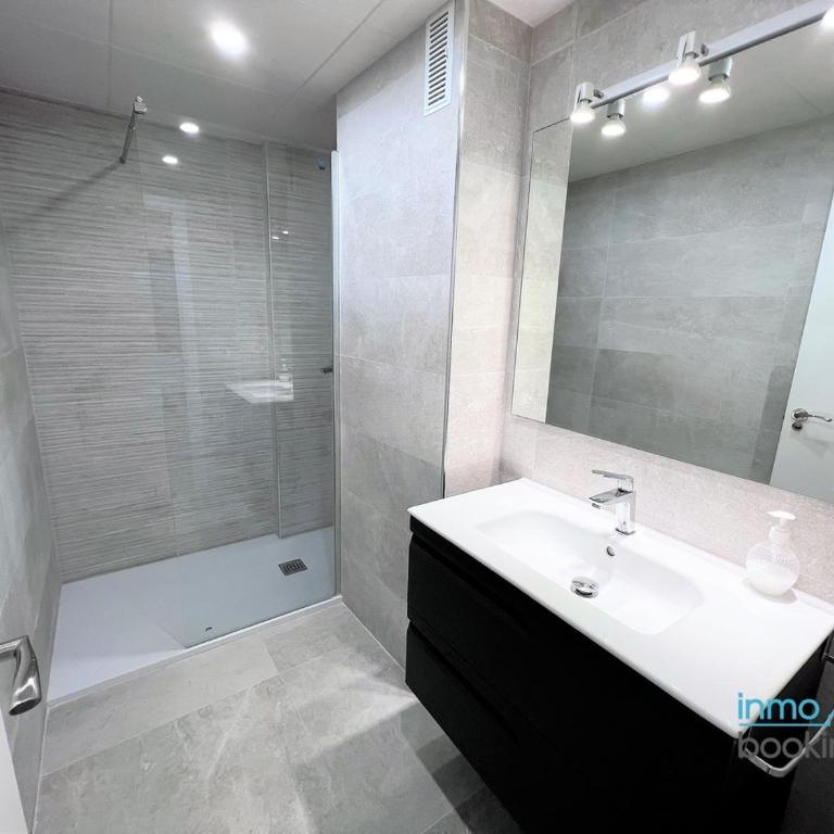 Eden Mar cambrils,climatizado , wifi y playa - Apartamento de 2 dormitorios - 17