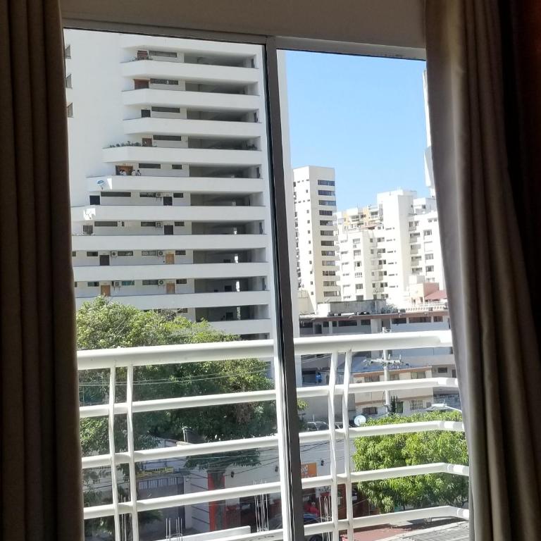 ✪Apartamento amplio y acogedor✪ !Rodadero Norte! - Three-Bedroom Apartment - 12