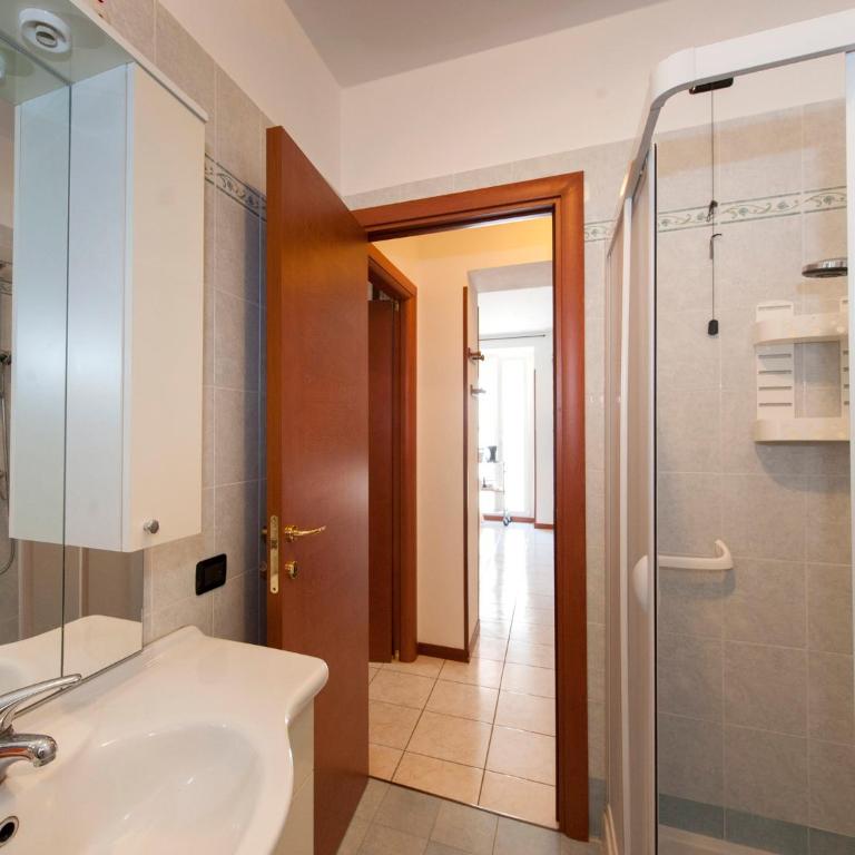 Sirena Vista Lago - Appartamento con 2 Camere da Letto - 26