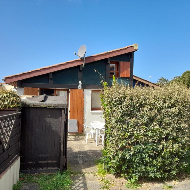 Biscarrosse-plage jolie maisonnette avec terrasse privative - 200m de la plage - Appartement 1 Chambre avec Terrasse - 13