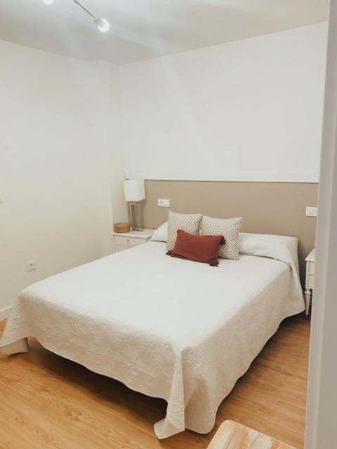 PISO FUENGIROLA MARTINEZ CATENA - Three-Bedroom Apartment - 15