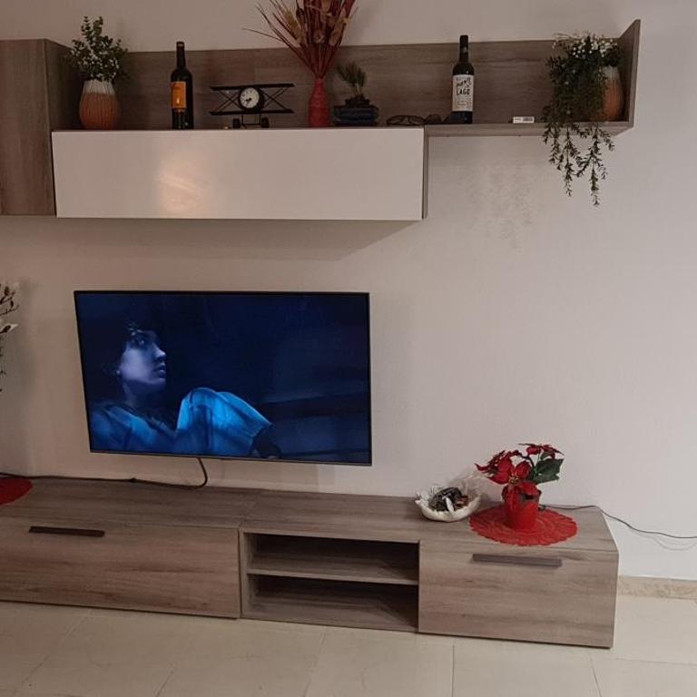 Dolce Vita - Three-Bedroom House - 32