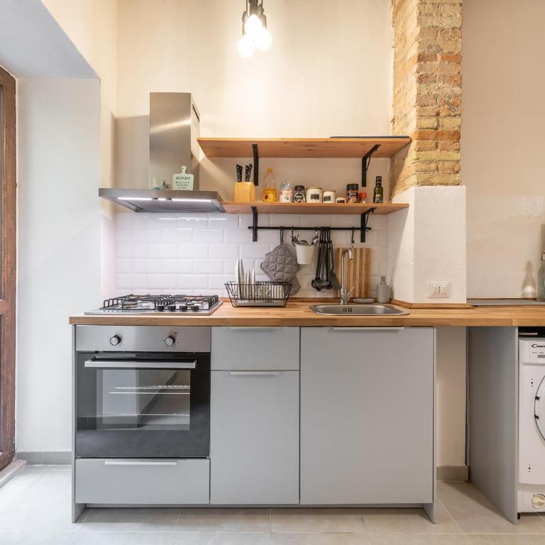 Giardini 32 - Cagliari Center House - Two-Bedroom House - 10