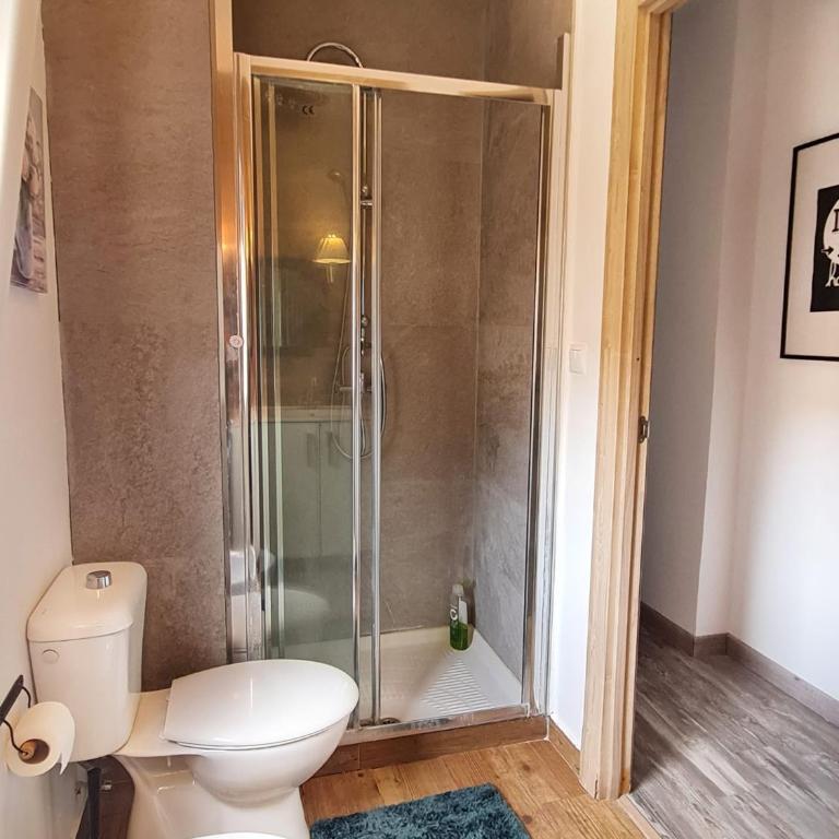 Andrada's ROOMS Plaza Toros - Standard Double Room with Shared Bathroom - 5
