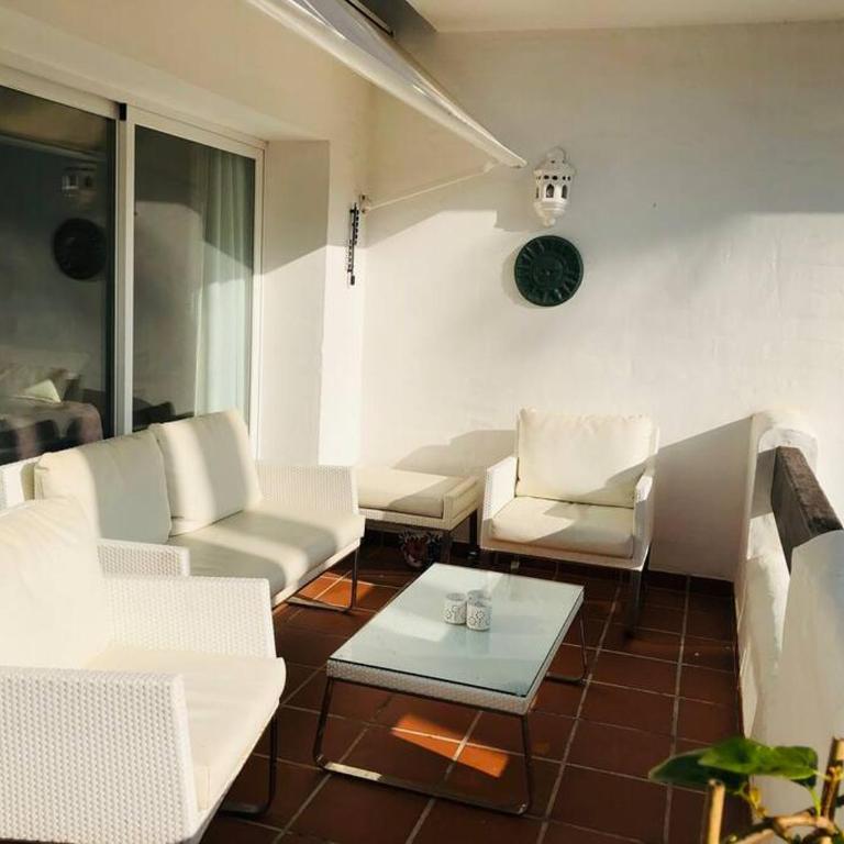 Beachside Luxury 2 bedroom apartment, Puerto Banus - Two-Bedroom Apartment - 6