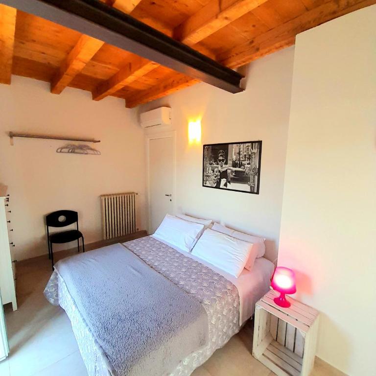 Les Amis - Two-Bedroom Apartment - 23