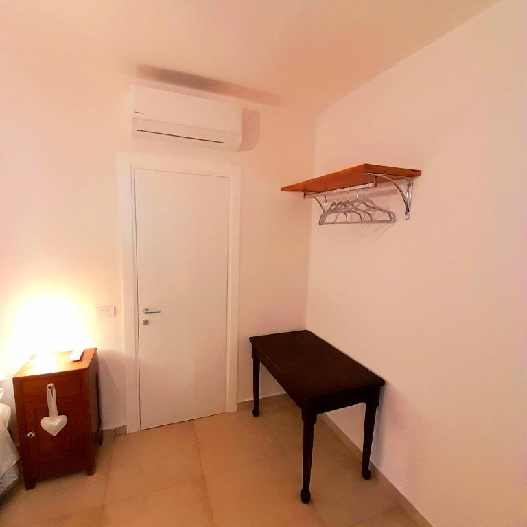 Les Amis - Two-Bedroom Apartment - 30
