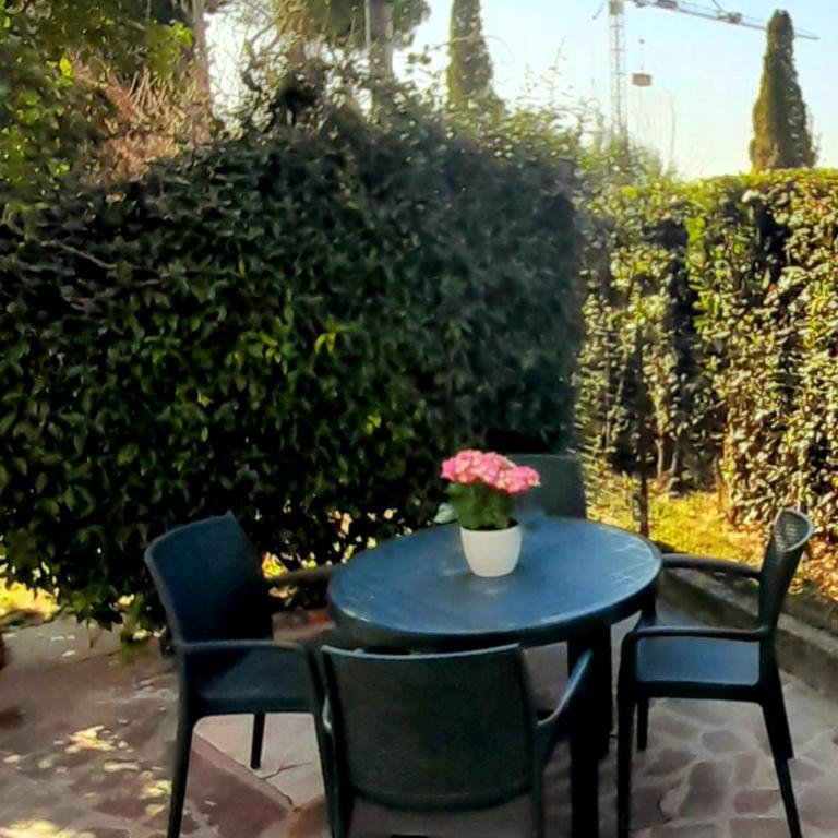 Les Amis - Two-Bedroom Apartment - 42