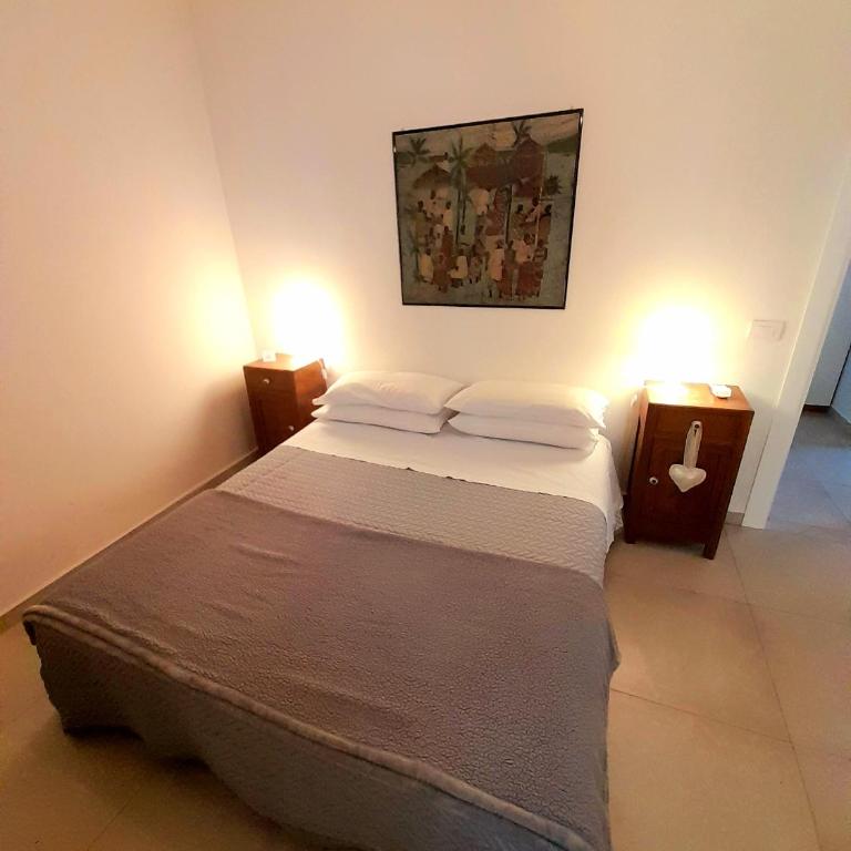 Les Amis - Two-Bedroom Apartment - 27