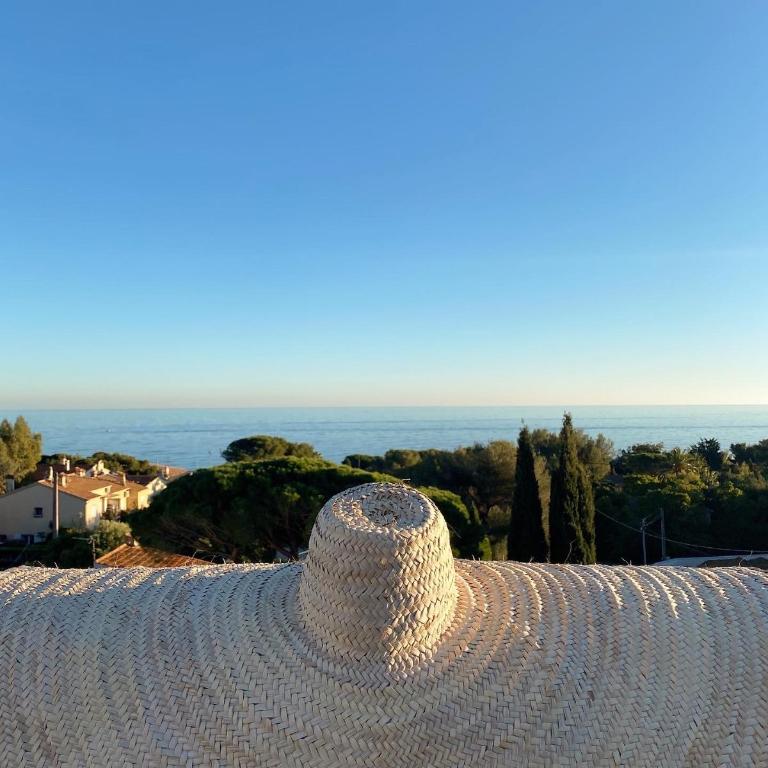 Villa Paradis - Chambre Double Deluxe - Vue sur Mer - 12