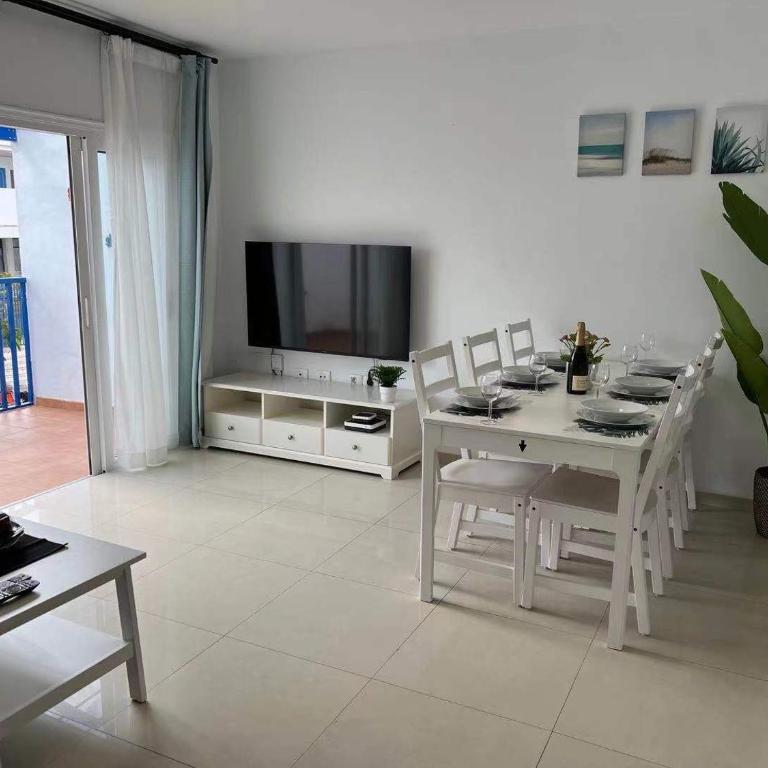 Apartamento Olivin - Two-Bedroom Apartment - 8