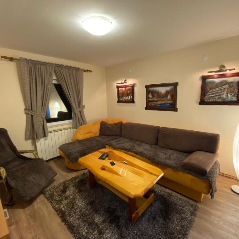 Holiday Homes Durmitorski Gaj - Kuća sa 4 Spavaće Sobe - 3