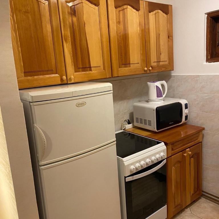 Holiday Homes Durmitorski Gaj - Kuća sa 4 Spavaće Sobe - 16