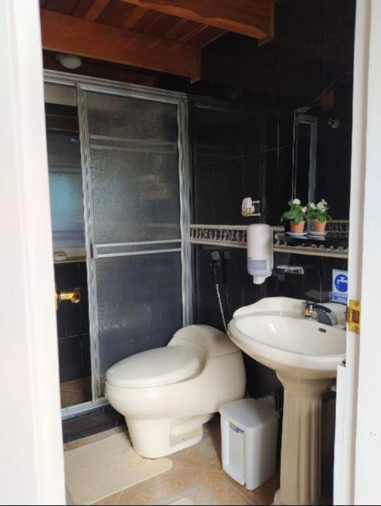 La Loma Del Sol - Vacation Home - 23