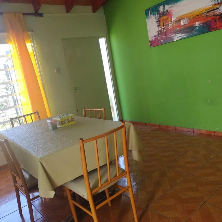 Alquileres Tupungato en Neuquén - Two-Bedroom House - 2