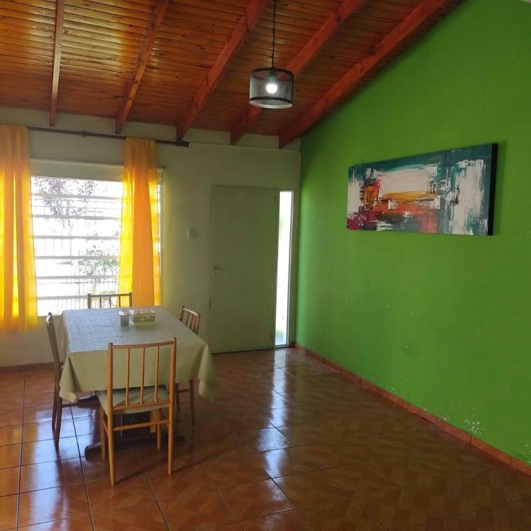 Alquileres Tupungato en Neuquén - Two-Bedroom House - 4