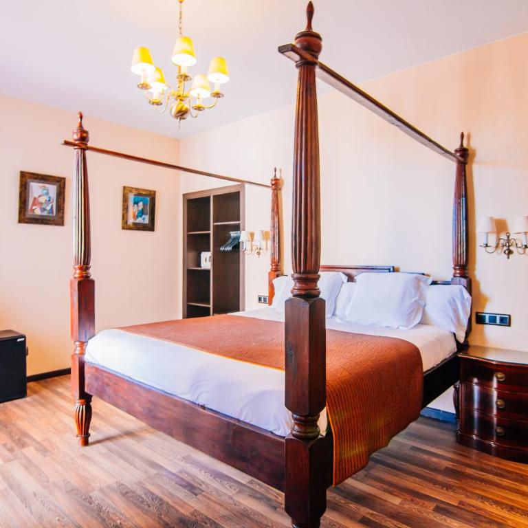 Hotel Roger de Flor by Seleqtta - Suite de lujo - 4
