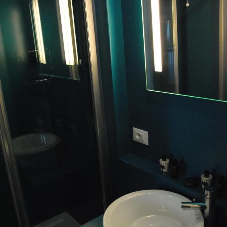 Washington Apartments al Vittoriale - Appartamento con Terrazza - 15
