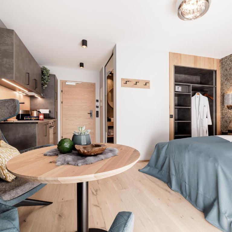 MYALPS Tirol inklusive Sky- Wellness - One-Bedroom Apartment with Garden - 1