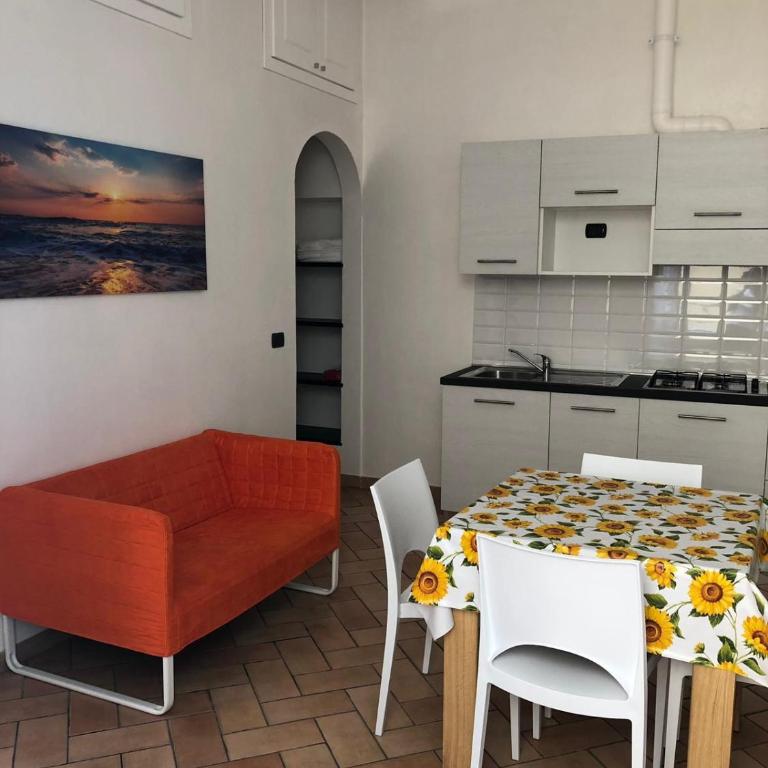 Bilocale in centro a 100m dal mare - AAUTSV12669 - Appartamento con 1 Camera da Letto - 1