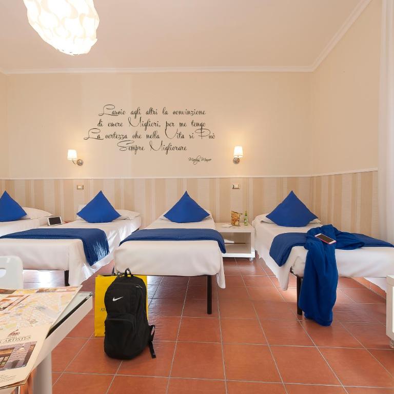 Budget Rooms Des Arts - Camera Familiare con Bagno in Comune - 4