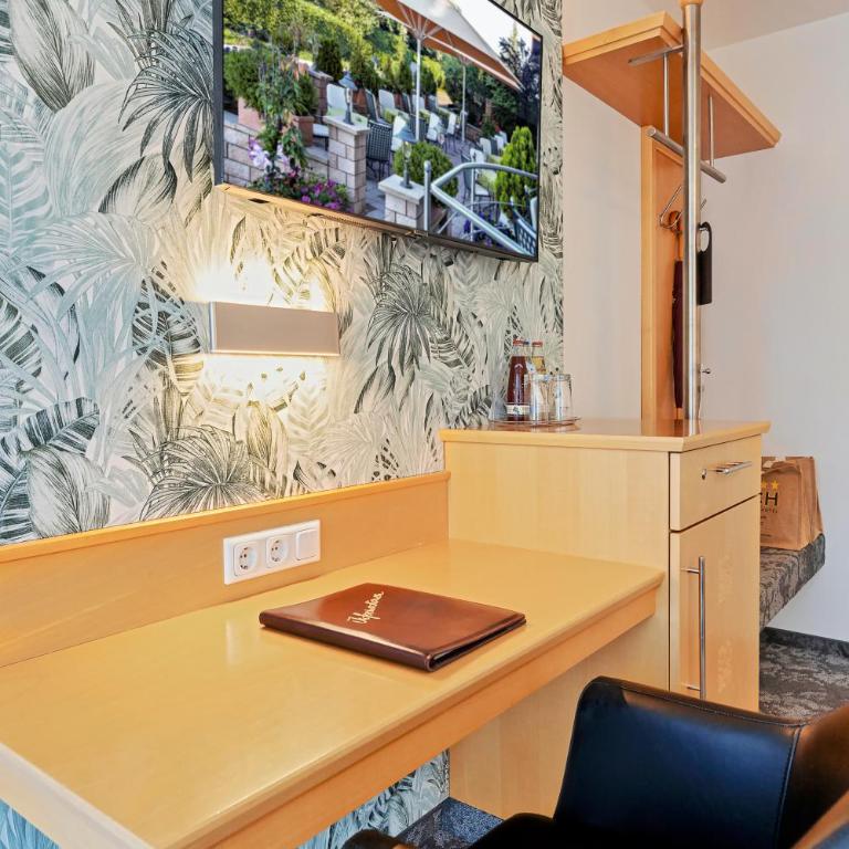 Kur- und Wellnesshotel Förch - Doppelzimmer mit Balkon - 9