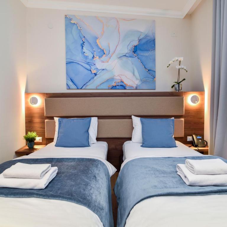 Hotel Opera Garni - Dvokrevetna Soba sa Bračnim Krevetom/Zasebnim Krevetima - 2