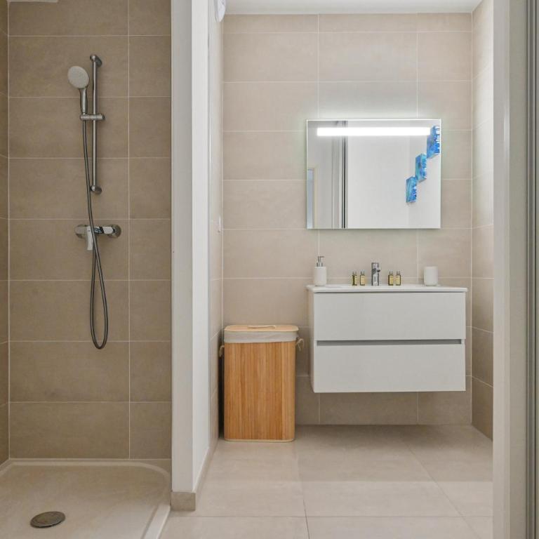 T2 NEUF B4 RDJ - PISCINE–ACCÈS DIRECT PLAGES ET CENTRE VILLAGE - - Appartement 1 Chambre - 11