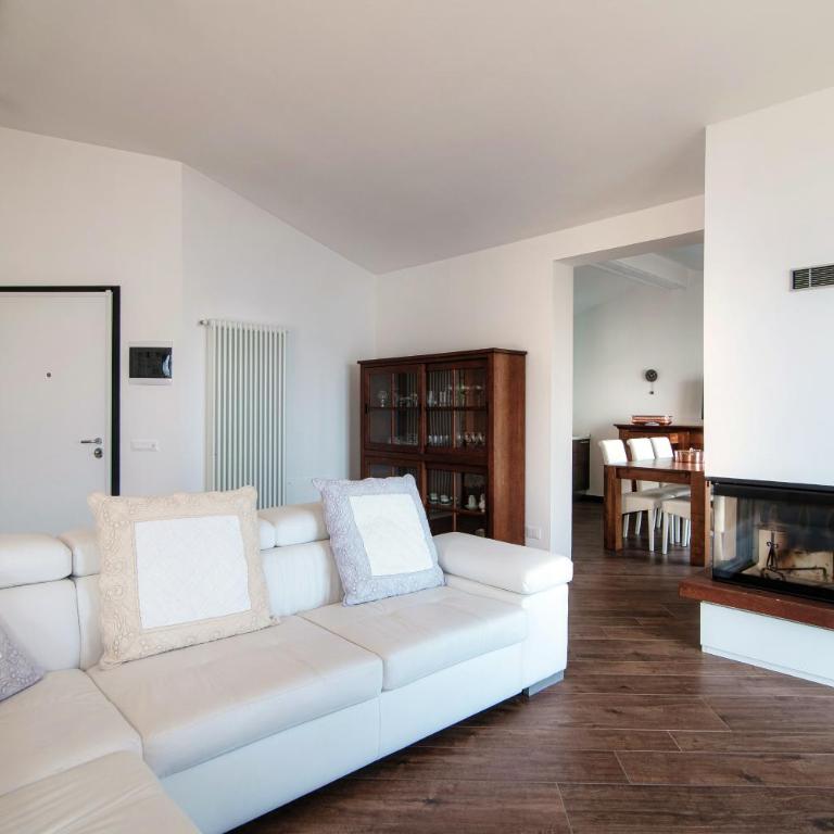 Argegno Wonderful View - by MyHomeInComo - Casa con 3 Camere da Letto - 7