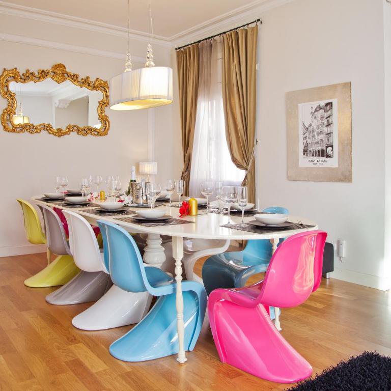 Villa Victoria Barcelona - Eight-Bedroom Villa - 25