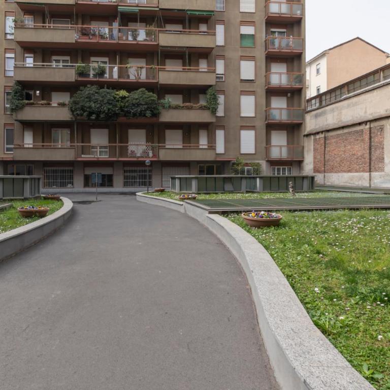 JOIVY Modern 2bed flat with balcony, 250m from M5 Foppa and M2 Sant'Agostino - Appartamento - 36