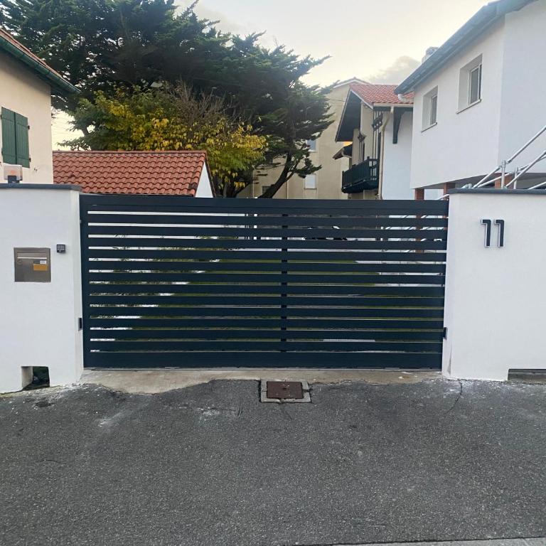 COSY APPARTEMENT a UN PAS DE LA PLAGE, SPOTS DE SURF et RESTAURANTS - Appartement 1 Chambre - 9