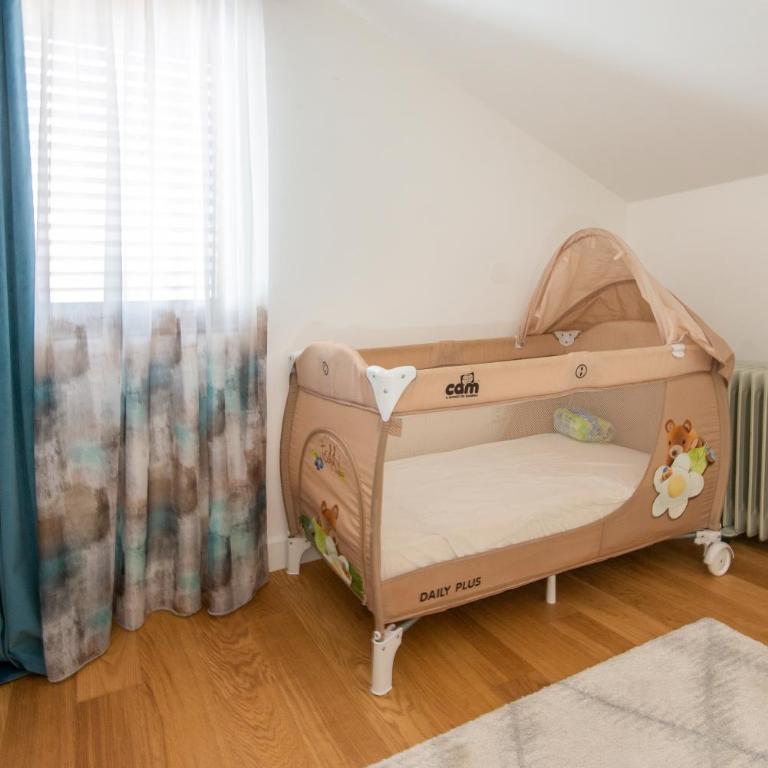 Apartment Delfin - Three-Bedroom Apartment - 21