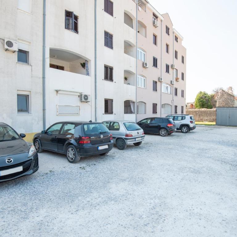 Apartment Delfin - Three-Bedroom Apartment - 32
