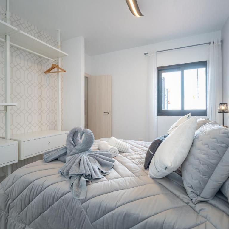 Bimba's - Two-Bedroom Apartment - 9