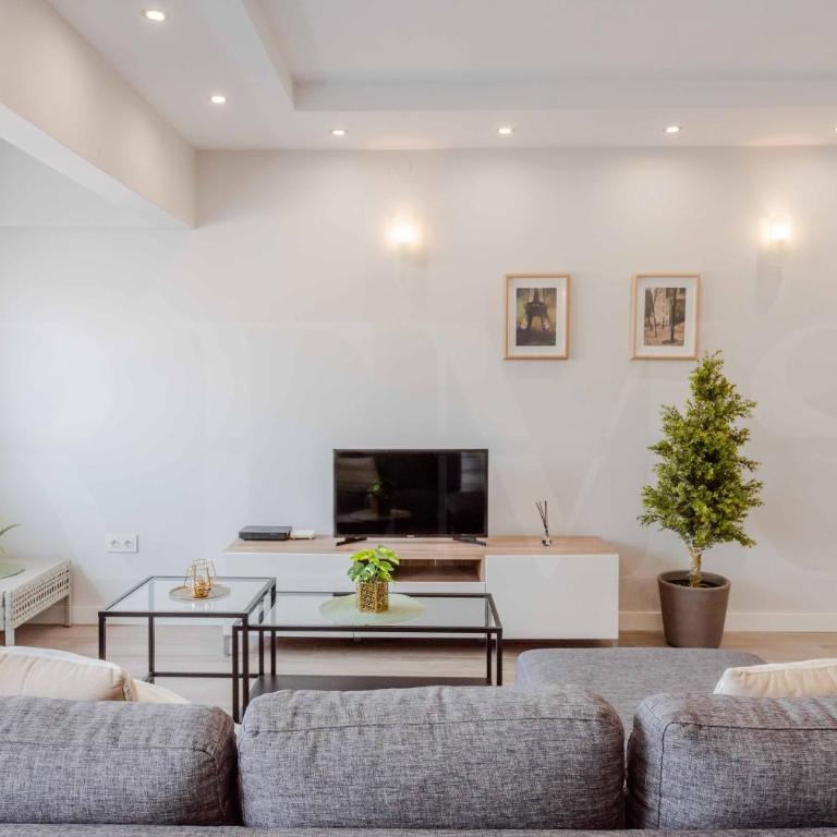 Spacious apartment with a view - historic center by REMS - Apartamento de 2 dormitorios - 18