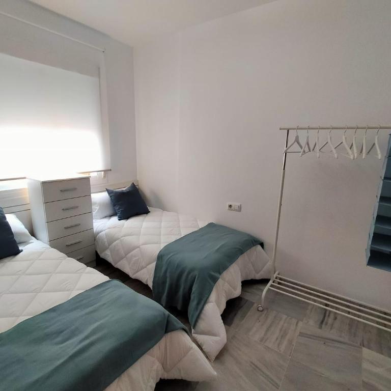 Apartamento Amplio, Séneca 1A junto al Centro - Apartamento de 3 dormitorios - 6