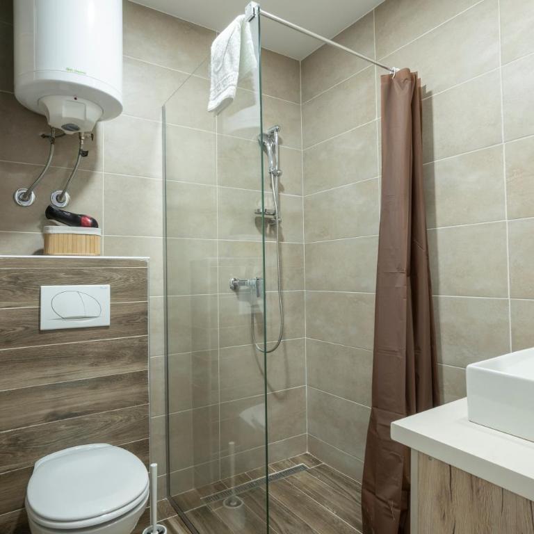 Sunset View Ski & Spa apartments Kopaonik - Studio with Mountain View - 16